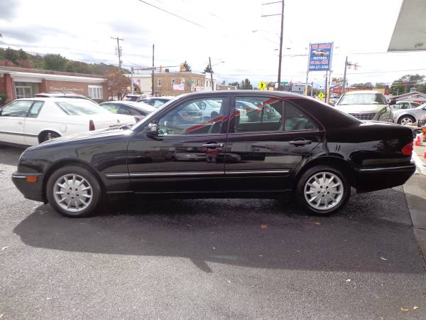 2001 MERCEDES BENZ E-CLASS-CLEAN INSIDE/OUTSIDE-LOADED-CLEAN CARFAX for sale in Allentown, PA – photo 3