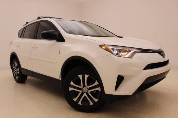 2017 Toyota RAV4 LE W/BLUETOOTH Stock #:190043A CLEAN CARFAX for sale in Scottsdale, AZ – photo 2