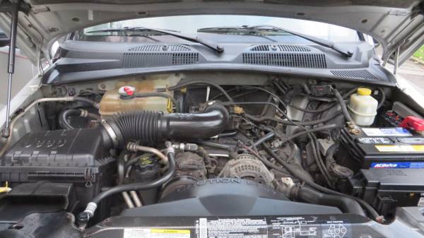 Jeep Liberty Renegade 05 Auto 4x4 fully loaded no rust great shape -... for sale in Trumbull, CT – photo 21