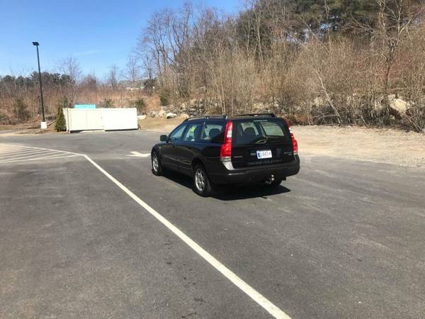 2001 Volvo V70 XC AWD 5dr Wgn w/SR==LEATHER==CLEAN TITLE==READY TO... for sale in Stoughton, MA – photo 7
