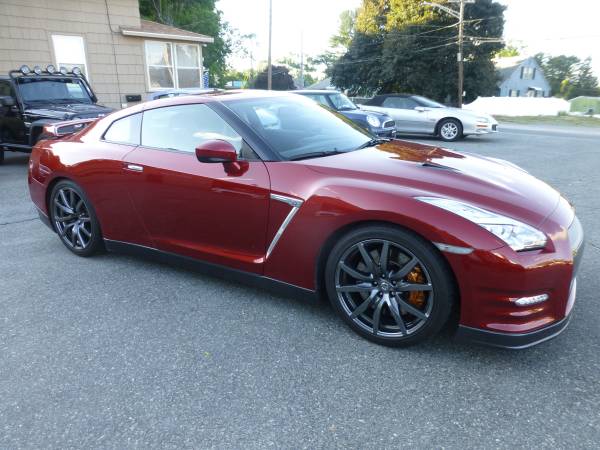 2015 NISSAN GT-R PREMIUM GTR - ONLY 11K MILES - FACTORY WARRANTY! for sale in Worcester, MA – photo 3