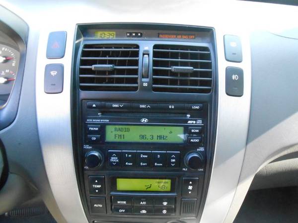 2007 Hyundai Tucson LIMITED suv Platinum for sale in Ringwood, NJ – photo 17