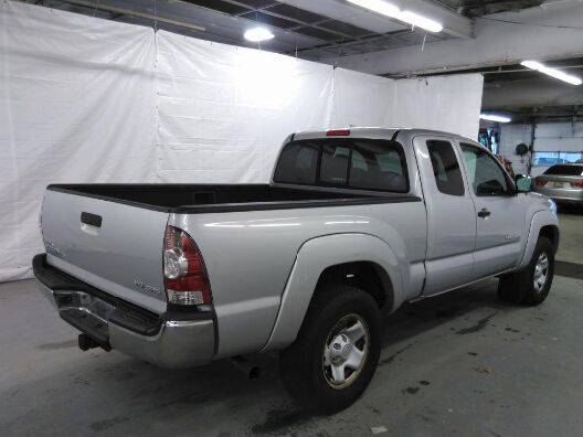 2009 Toyota Tacoma V6 4x4 4dr Access Cab 6 1 ft SB 5A pickup Gray for sale in Hudson, NY – photo 3