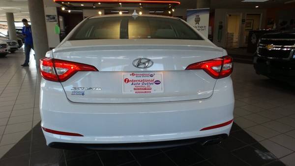2015 Hyundai Sonata SE for sale in Hamilton, OH – photo 7