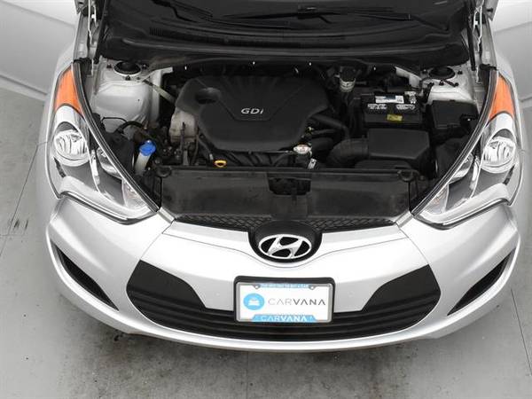 2016 Hyundai Veloster Coupe 3D coupe Silver - FINANCE ONLINE for sale in Barrington, RI – photo 4