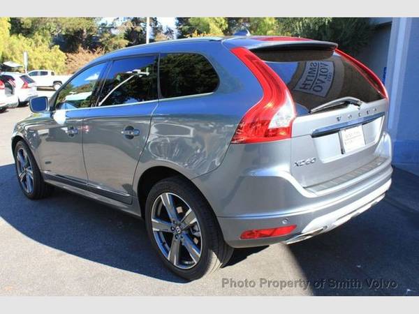 2017 Volvo XC60 T5 FWD Dynamic VERY LOW MILES - cars & trucks - by... for sale in San Luis Obispo, CA – photo 3