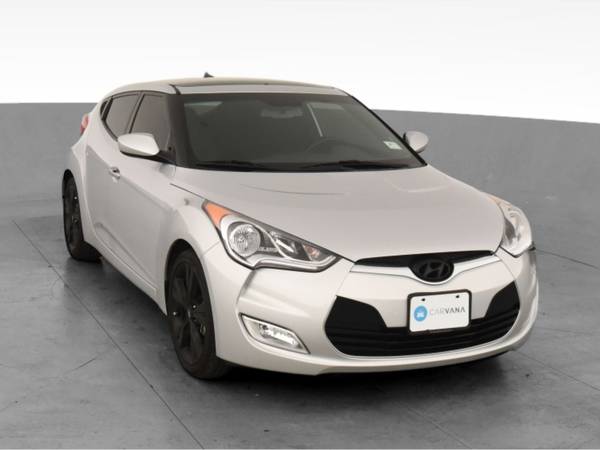 2017 Hyundai Veloster Value Edition Coupe 3D coupe Silver - FINANCE... for sale in Van Nuys, CA – photo 16