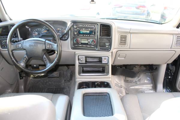 2004 GMC Sierra-1500 SLT 4dr Extended Cab 4WD, Clean, Great Price -... for sale in Omaha, NE – photo 16