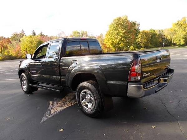 2009 Toyota Tacoma 2WD Access I4 MT PreRunner (Natl) - cars & trucks... for sale in Cohoes, MA – photo 5