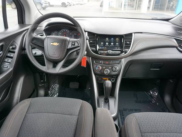 2018 Chevrolet Chevy Trax LS - - by dealer - vehicle for sale in Plainwell, MI – photo 9
