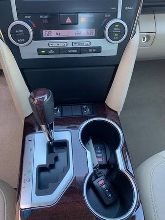 2013 TOYOTA CAMRY XLE ORIGINAL 18,200 MILES FULLY LOADED EXTRA CLEAN... for sale in Halethorpe, MD – photo 20