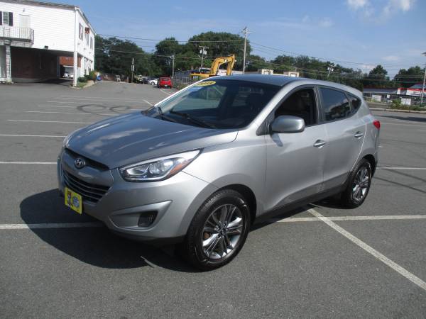 2015 Hyundai Tucson GLS AWD 4dr SUV - - by dealer for sale in Malden, MA – photo 3