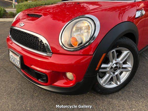 2011 MINI Cooper S Model 6-Speed Automatic - Excellent Condition! for sale in Oceanside, CA – photo 2