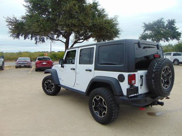 2015 Jeep Wrangler Unlimited Rubicon Hard Rock 4x4(CLEAN!) for sale in Devine, TX – photo 19