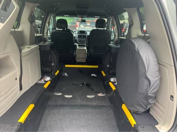 2018 Dodge Grand Caravan SXT handicap wheelchair van - cars for sale in dallas, GA – photo 13