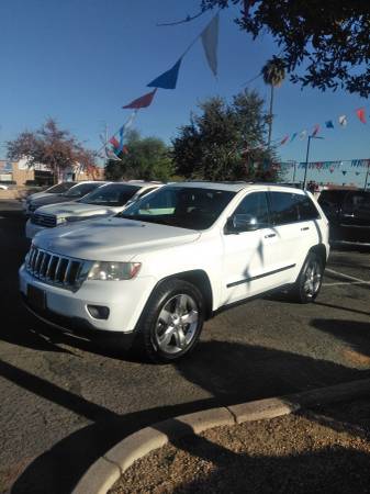 2013 jeep grand cherokee overland 4x4 HEMI,,two owners clean carfax... for sale in Glendale, AZ – photo 5