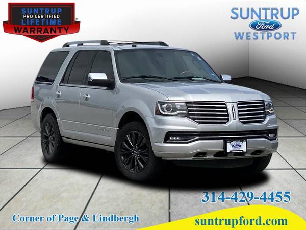 2016 Lincoln Navigator Select - - by dealer - vehicle for sale in Saint Louis, MO – photo 2