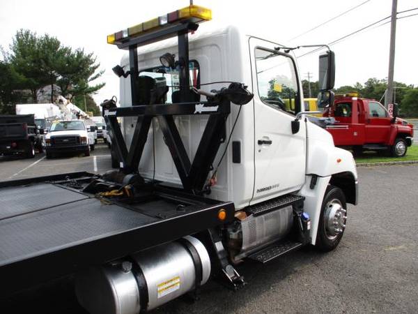 2012 Hino 258 ** SIDE PULLER OPTION ** ROLL BACK TOW TRUCK **LOW -... for sale in south amboy, NJ – photo 3