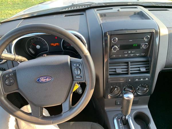 2009 Ford Explorer - cars & trucks - by owner - vehicle automotive... for sale in Rochester , NY – photo 5