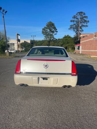 2008 Cadillac DTS - - by dealer - vehicle automotive for sale in Columbia, SC – photo 14