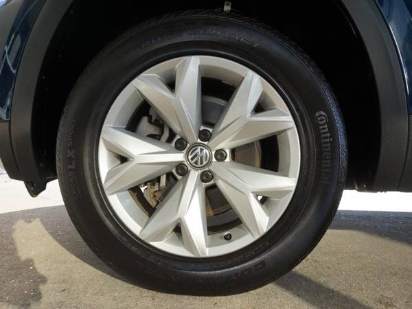 2018 VW Volkswagen Atlas 3.6L V6 SE FWD hatchback Tourmaline Blue -... for sale in Baton Rouge , LA – photo 8