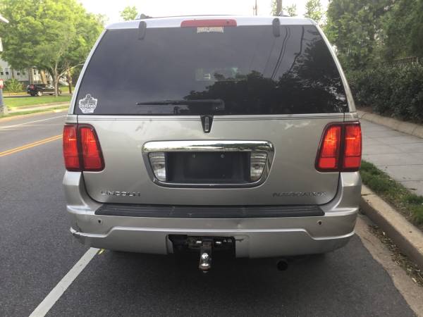 2003 Lincoln Navigator 4x4 clean Excel Conditions runs100 great for sale in Washington, District Of Columbia – photo 6