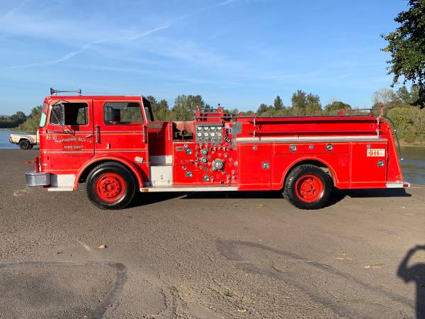 🚨1965 INTERNATIONAL HOWE FIRE TRUCK 🚨 "RED"🚨 FROM DISNEY CARS MOVIE for sale in Independence, OR – photo 2
