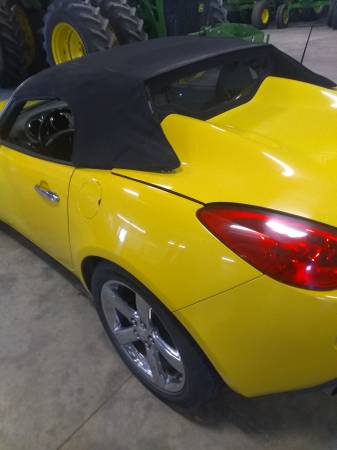 Pontiac Solstice GXP - cars & trucks - by owner - vehicle automotive... for sale in Rock Rapids, SD – photo 8