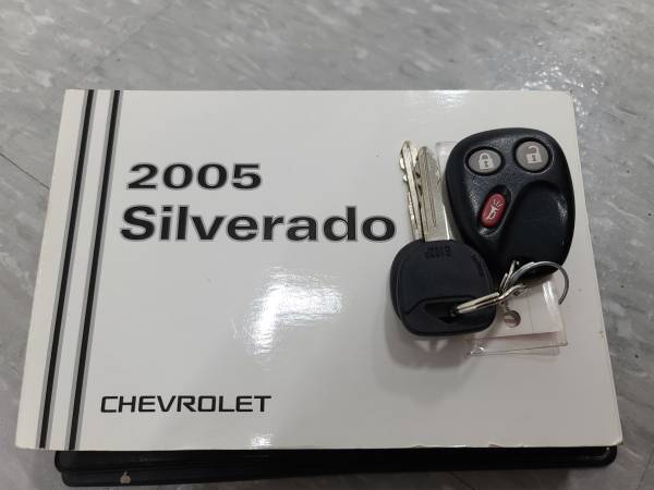 2005 Chevrolet Silverado 1500 LT Z71 4WD! 165k Mi! RUST FREE BODY! -... for sale in Suamico, WI – photo 23