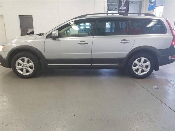 2008 Volvo XC70 4dr Wgn w/Snrf -EASY FINANCING AVAILABLE for sale in Bridgeport, CT – photo 7