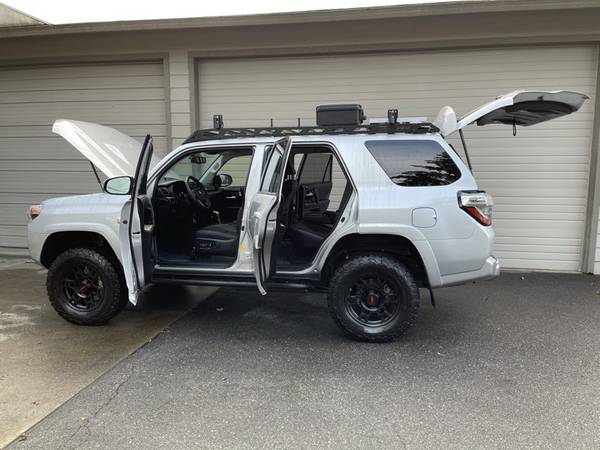2019 Toyota 4Runner TRD Off Road SUV - cars & trucks - by dealer -... for sale in Milwaukie, OR – photo 6