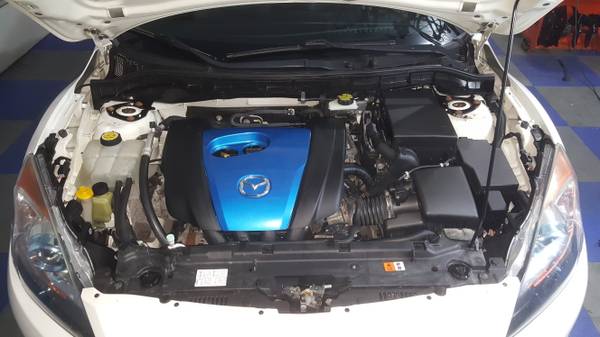 2012 Mazda 3 I-Touring - cars & trucks - by owner - vehicle... for sale in Sycamore, IL – photo 9