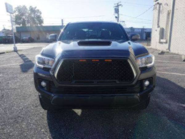 ►►►2019 Toyota Tacoma Double Cab - cars & trucks - by dealer -... for sale in Metairie, MS – photo 2
