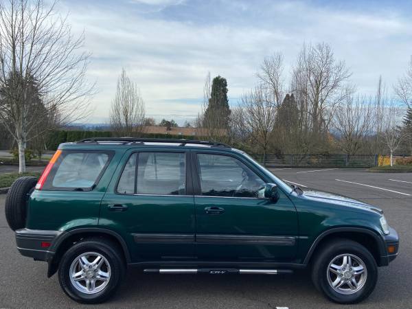 2001 Honda CR-V 4WD SUV Only 59k Original miles *One Owner* - cars &... for sale in Portland, OR – photo 5