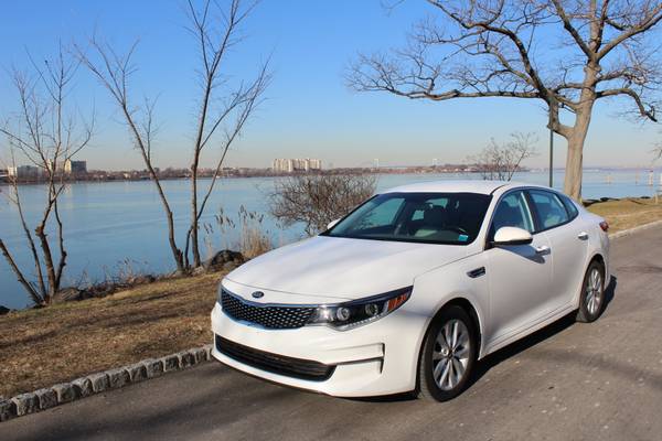 2016 Kia Optima EX - cars & trucks - by dealer - vehicle automotive... for sale in Great Neck, NY – photo 3