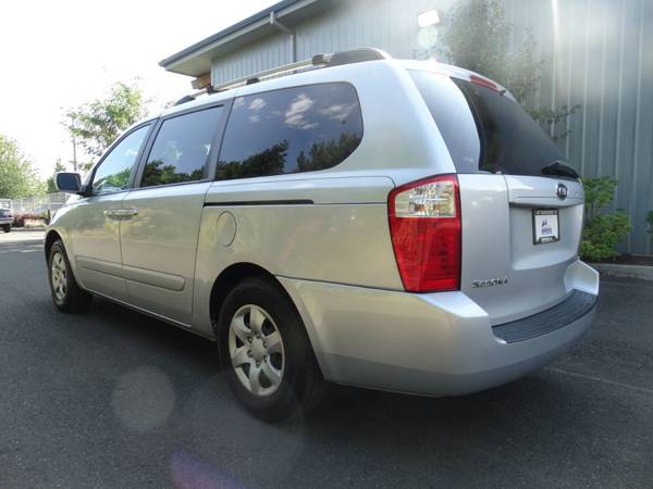 2008 *Kia* *Sedona EX Capt.chair* *Low Miles, Warranty, for sale in Forest Grove, OR – photo 4