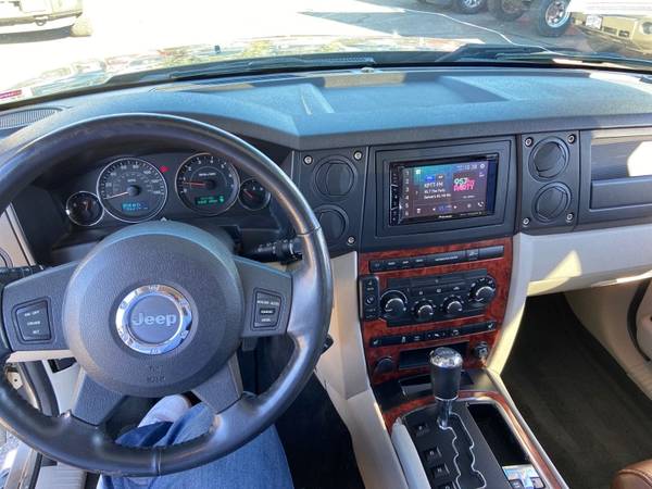 2006 Jeep Commander Limited - cars & trucks - by dealer - vehicle... for sale in Brighton, WY – photo 12
