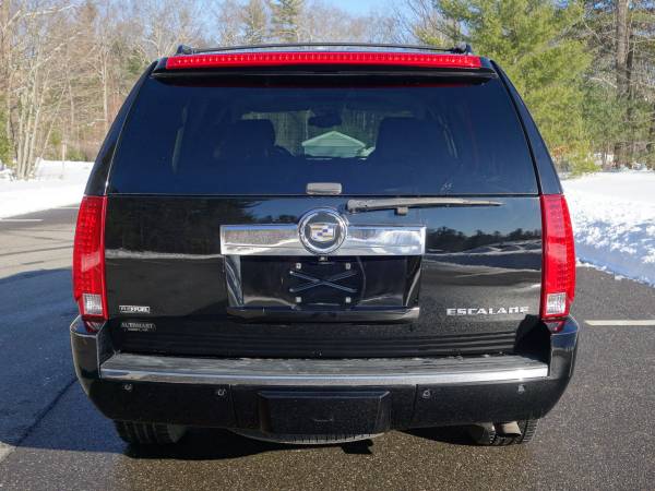 2009 Cadillac Escalade AWD - - by dealer - vehicle for sale in Derry, VT – photo 4