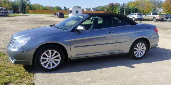 2010 Chrysler Sebring Convertible - cars & trucks - by dealer -... for sale in Neenah, WI – photo 2