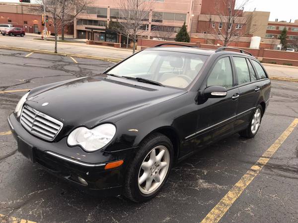 2004 MERCEDES-BENZ C-CLASS - cars & trucks - by dealer - vehicle... for sale in Kenosha, WI – photo 2