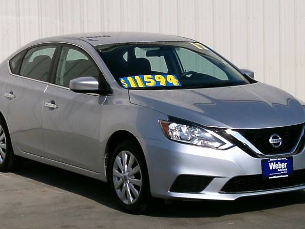 2017 Nissan Sentra SV-Well Maintained! Runs and Drives Excellent! -... for sale in Silvis, IA – photo 4