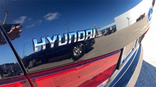2008 Hyundai Sonata SE V6 hatchback Red - cars & trucks - by dealer... for sale in Little River, SC – photo 12