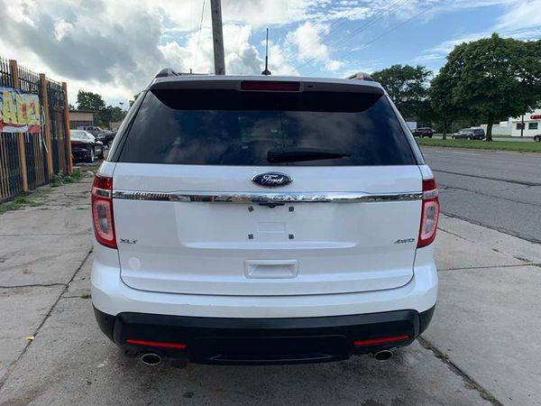 2011 Ford Explorer XLT AWD 4dr SUV FREE CARFAX, 2YR WARRANTY WITH... for sale in Detroit, MI – photo 9
