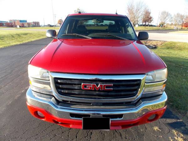 2005 GMC Sierra 2500HD Crew Cab - cars & trucks - by owner - vehicle... for sale in Frankfort, KY – photo 3