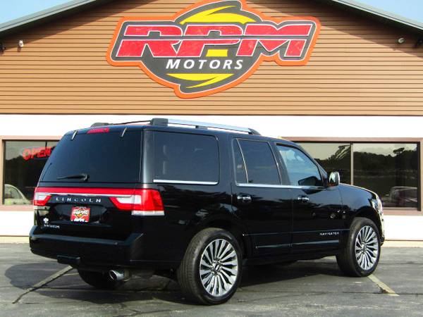 2017 Lincoln Navigator AWD - Low Miles! Loaded! - cars & trucks - by... for sale in New Glarus, WI – photo 5