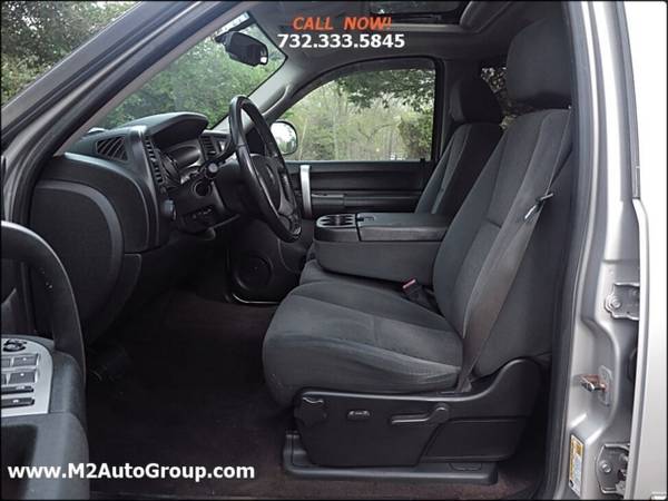 2008 GMC Sierra 1500 SLE1 4WD 4dr Crew Cab 5 8 ft SB - cars & for sale in East Brunswick, NY – photo 10