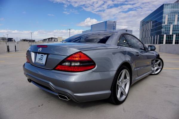 2011 Mercedes SL550 AMG Hard Top Convertible SHOW STOPPER ! WOW for sale in Austin, TX – photo 8