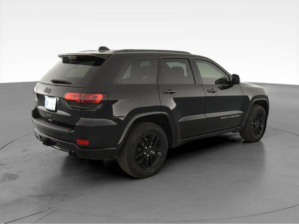 2018 Jeep Grand Cherokee High Altitude Sport Utility 4D suv Black -... for sale in Montebello, CA – photo 11