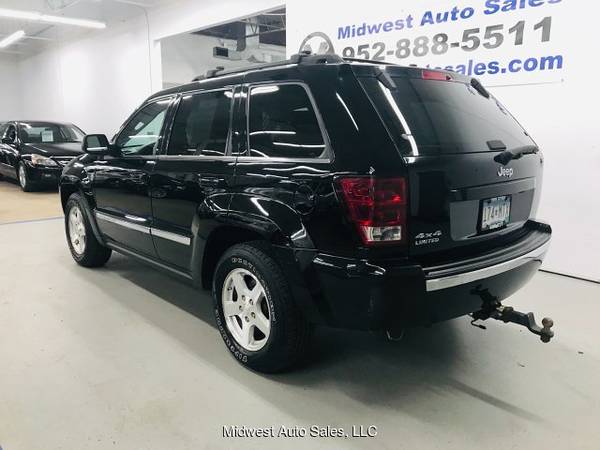 2006 Jeep Grand Cherokee Limited V8 Sunroof, Heated Leather! Very Nice for sale in Eden Prairie, MN – photo 6
