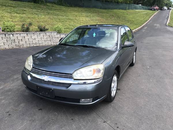 2004 Chevy Malibu for sale in Riverside, MO